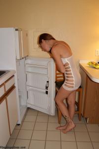 www.bondagedivas.com - Clean The Kitchen!! New 7/1/21 thumbnail